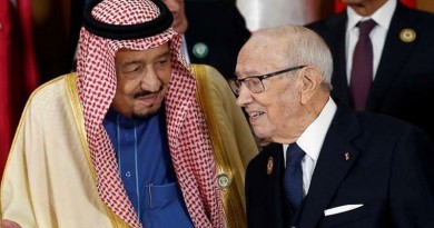 العاهل السعودي يغادر قاعة القمة فور انتهاء كلمة غوتيريش
