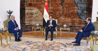 السيسي يؤكد لـ"حفتر": دعم مصر لجهود مكافحة الإرهاب واستقرار ليبيا