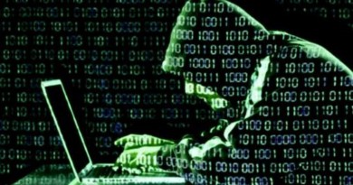 هاكرز يسرقة بيانات آلاف عملاء "FBI"