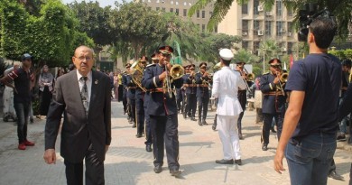 دار العلوم تحتفل بانتصارات أكتوبر المجيد بموسيقى الشرطة العسكرية فى استعراض مهيب