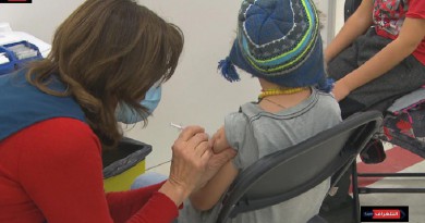 كندا – التلغراف: توقّعت السلطات الصحيّة الكنديّة أن المباشرة في تطعيم الأطفال دون الخامسة من العمر ضدّ كورونا (نافذة جديدة) مطلع العام المقبل.
